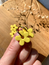 Charger l'image dans la galerie, Lily jaune réversible (mat/métallique)