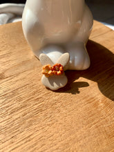 Charger l'image dans la galerie, Broche Bunny (6 couleurs)
