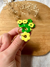 Charger l'image dans la galerie, Petite Daisy réversible - Jaune clair et vert
